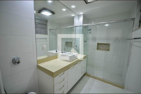Apartamento para alugar com 89m², 2 quartos e 1 vaga Apartamento para alugar com 89m², 2 quartos e 1 vagaBanheiro Social