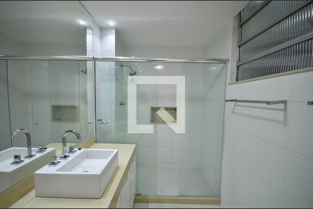 Apartamento para alugar com 89m², 2 quartos e 1 vaga Apartamento para alugar com 89m², 2 quartos e 1 vagaBanheiro Social