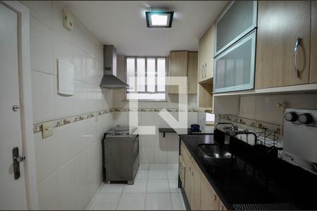 Apartamento para alugar com 89m², 2 quartos e 1 vaga Apartamento para alugar com 89m², 2 quartos e 1 vagaCozinha