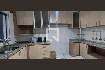Casa para alugar com 81m², 2 quartos e 2 vagas Casa para alugar com 81m², 2 quartos e 2 vagasCozinha