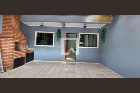 Casa para alugar com 81m², 2 quartos e 2 vagas Casa para alugar com 81m², 2 quartos e 2 vagasGaragem