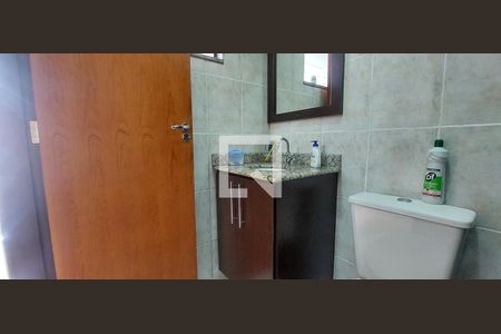 Casa para alugar com 81m², 2 quartos e 2 vagas Casa para alugar com 81m², 2 quartos e 2 vagasBanheiro Quarto 1 suíte