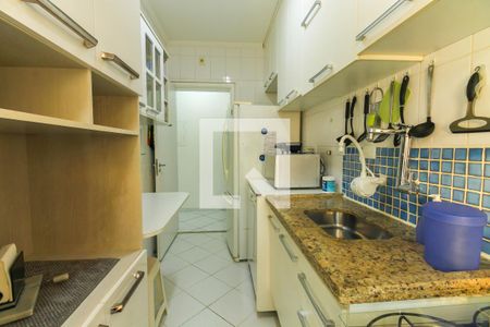 Apartamento à venda com 70m², 3 quartos e 2 vagas Apartamento à venda com 70m², 3 quartos e 2 vagascozinha