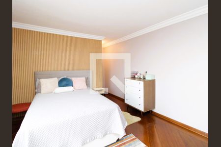 Apartamento à venda com 140m², 3 quartos e 2 vagasSuíte