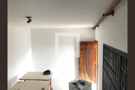 Casa à venda com 155m², 2 quartos e sem vaga