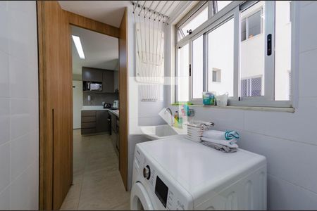 Apartamento para alugar com 120m², 4 quartos e 2 vagasÁrea de serviço