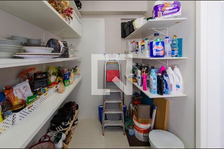 Apartamento para alugar com 120m², 4 quartos e 2 vagasDispensa