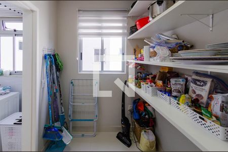 Apartamento para alugar com 120m², 4 quartos e 2 vagasDispensa