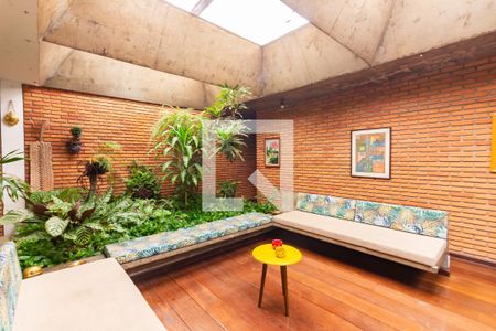 Sala  de casa para alugar com 3 quartos, 600m² em Centro, Osasco