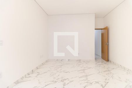 Casa à venda com 100m², 3 quartos e 2 vagas Casa à venda com 100m², 3 quartos e 2 vagasSuíte