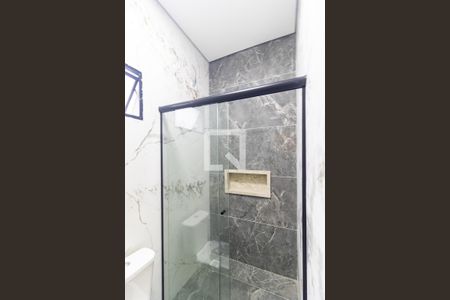 Casa à venda com 100m², 3 quartos e 2 vagas Casa à venda com 100m², 3 quartos e 2 vagasBanheiro Social