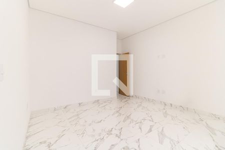 Casa à venda com 100m², 3 quartos e 2 vagas Casa à venda com 100m², 3 quartos e 2 vagasSuíte