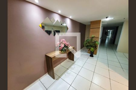 Apartamento à venda com 55m², 2 quartos e 1 vaga Apartamento à venda com 55m², 2 quartos e 1 vagaHall de entrada
