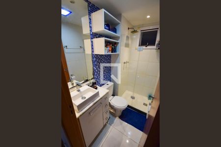 Apartamento à venda com 55m², 2 quartos e 1 vaga Apartamento à venda com 55m², 2 quartos e 1 vagaBanheiro