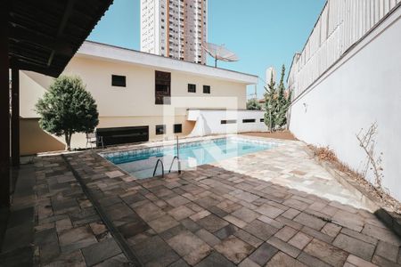 Casa para alugar com 950m², 3 quartos e 2 vagasQuintal