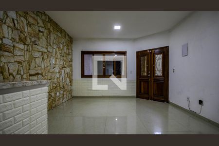Sala de casa de condomínio para alugar com 2 quartos, 84m² em Real Park Tietê, Mogi das Cruzes