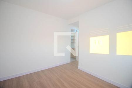 Apartamento à venda com 60m², 2 quartos e 2 vagas Apartamento à venda com 60m², 2 quartos e 2 vagasSuíte