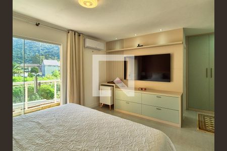 Apartamento à venda com 520m², 4 quartos e 2 vagas Apartamento à venda com 520m², 4 quartos e 2 vagasSuite