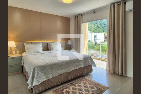 Apartamento à venda com 520m², 4 quartos e 2 vagas Apartamento à venda com 520m², 4 quartos e 2 vagasSuite