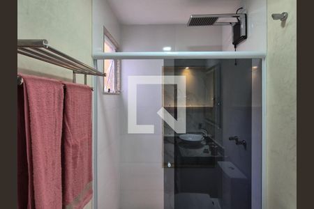 Apartamento à venda com 520m², 4 quartos e 2 vagas Apartamento à venda com 520m², 4 quartos e 2 vagasBanheiro 1