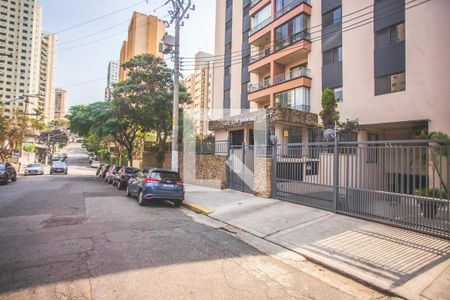 Apartamento à venda com 80m², 2 quartos e 1 vaga Apartamento à venda com 80m², 2 quartos e 1 vagaFachada
