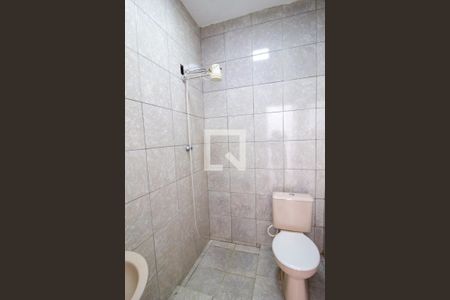 Casa para alugar com 285m², 3 quartos e 3 vagas Casa para alugar com 285m², 3 quartos e 3 vagasBanheiro de serviço