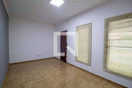 Casa para alugar com 285m², 3 quartos e 3 vagas Casa para alugar com 285m², 3 quartos e 3 vagasEscritório