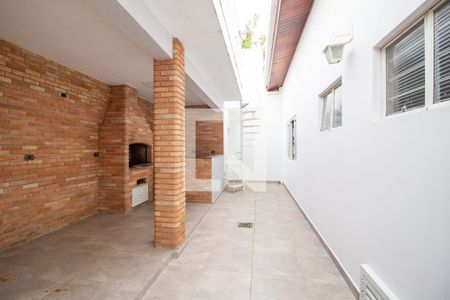 Casa para alugar com 285m², 3 quartos e 3 vagas Casa para alugar com 285m², 3 quartos e 3 vagasÁrea gourmet