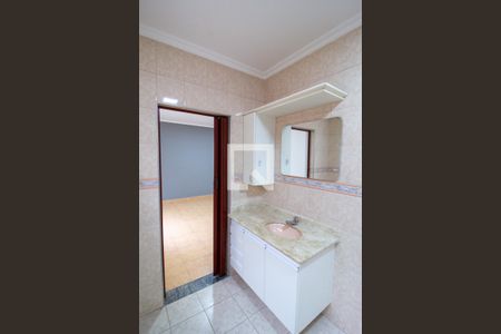 Casa para alugar com 285m², 3 quartos e 3 vagas Casa para alugar com 285m², 3 quartos e 3 vagasBanheiro da Suíte