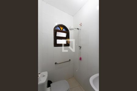 Casa à venda com 300m², 7 quartos e 4 vagasStudio - Banheiro