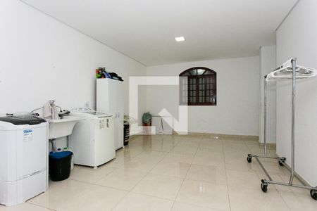 Casa à venda com 300m², 7 quartos e 4 vagasCasa 1 - Área de Serviço