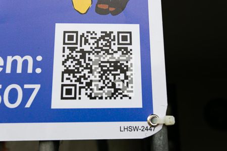 Casa à venda com 300m², 7 quartos e 4 vagasFachada - Placa