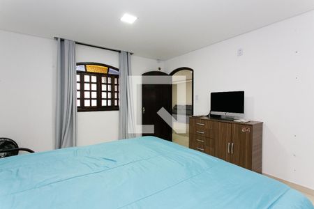 Casa à venda com 300m², 7 quartos e 4 vagasCasa 1 - Quarto 1