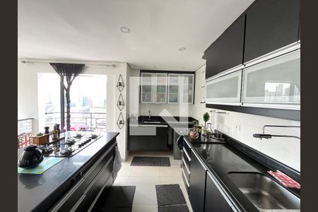 Apartamento à venda com 173m², 2 quartos e 2 vagasCozinha