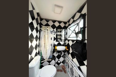 Apartamento à venda com 173m², 2 quartos e 2 vagasBanheiro de Serviço