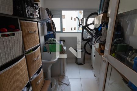 Apartamento à venda com 67m², 2 quartos e 1 vaga Apartamento à venda com 67m², 2 quartos e 1 vagaÁrea de Serviço