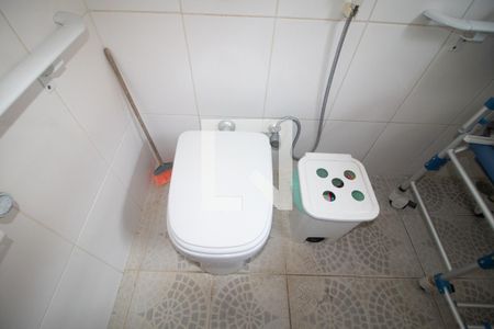 Casa à venda com 130m², 3 quartos e 4 vagas Casa à venda com 130m², 3 quartos e 4 vagasBanheiro da Suíte