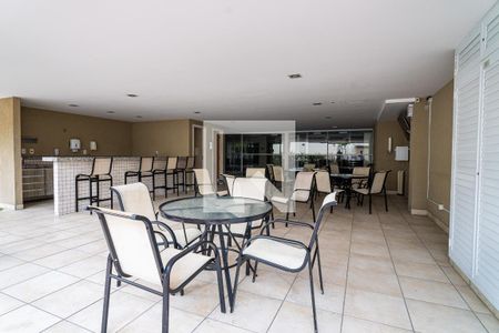 Apartamento à venda com 98m², 3 quartos e 2 vagas Apartamento à venda com 98m², 3 quartos e 2 vagasÁrea comum