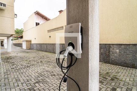 Apartamento à venda com 98m², 3 quartos e 2 vagas Apartamento à venda com 98m², 3 quartos e 2 vagasÁrea comum