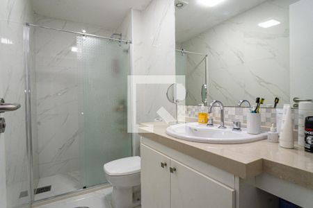 Apartamento à venda com 98m², 3 quartos e 2 vagas Apartamento à venda com 98m², 3 quartos e 2 vagasBanheiro Social