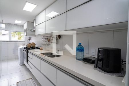 Apartamento à venda com 98m², 3 quartos e 2 vagas Apartamento à venda com 98m², 3 quartos e 2 vagasCozinha