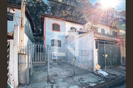 Casa para alugar com 75m², 2 quartos e 1 vagaFachada