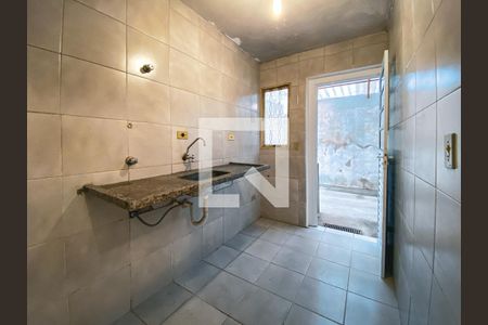 Casa para alugar com 75m², 2 quartos e 1 vagaCozinha