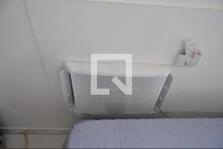 Quarto de apartamento para alugar com 2 quartos, 49m² em Del Castilho, Rio de Janeiro