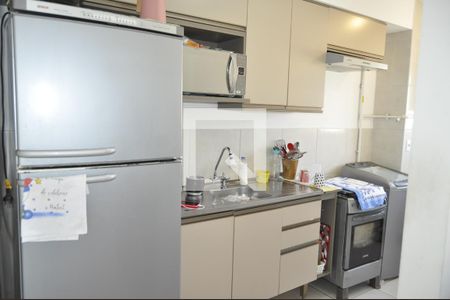 Cozinha  de apartamento para alugar com 2 quartos, 49m² em Del Castilho, Rio de Janeiro
