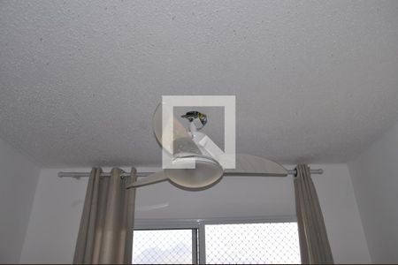 Sala de apartamento para alugar com 2 quartos, 49m² em Del Castilho, Rio de Janeiro