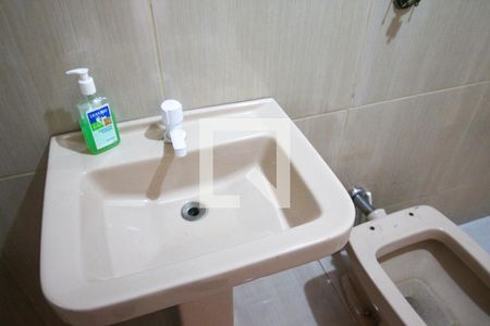 Casa à venda com 249m², 3 quartos e 1 vagaBanheiro 2