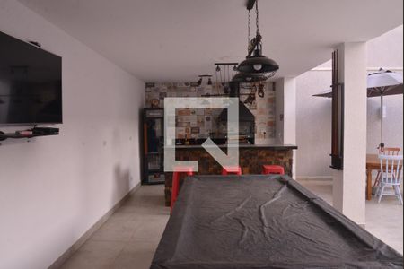 Casa à venda com 411m², 4 quartos e 6 vagasÁrea comum