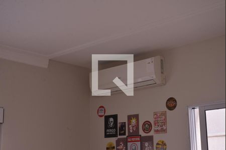 Casa à venda com 411m², 4 quartos e 6 vagasQuarto 02