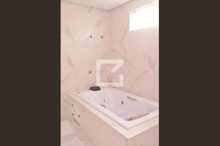 Casa à venda com 411m², 4 quartos e 6 vagasQuarto 04